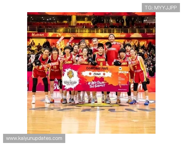 中国男篮世预赛鏖战欧洲劲旅 显示年轻球员潜力与韧性